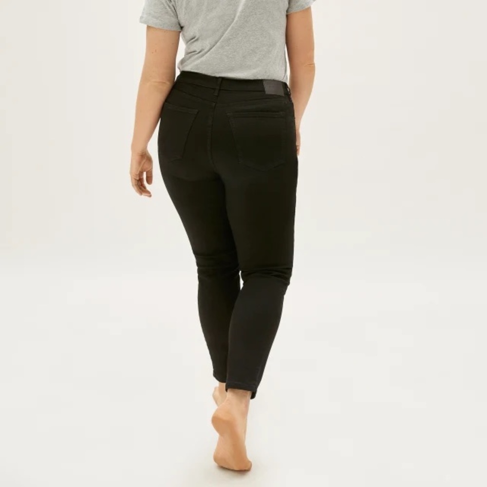 SALE Everlane black high waist skinny jeans - sz 30 and 31